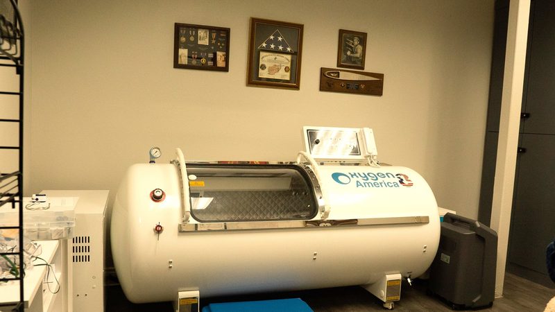 A hyperbaric oxygen therapy chamber